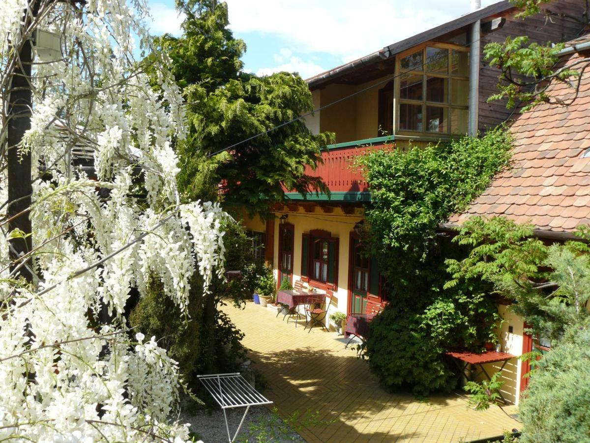 Garten Vendeghaz Eger Exterior photo
